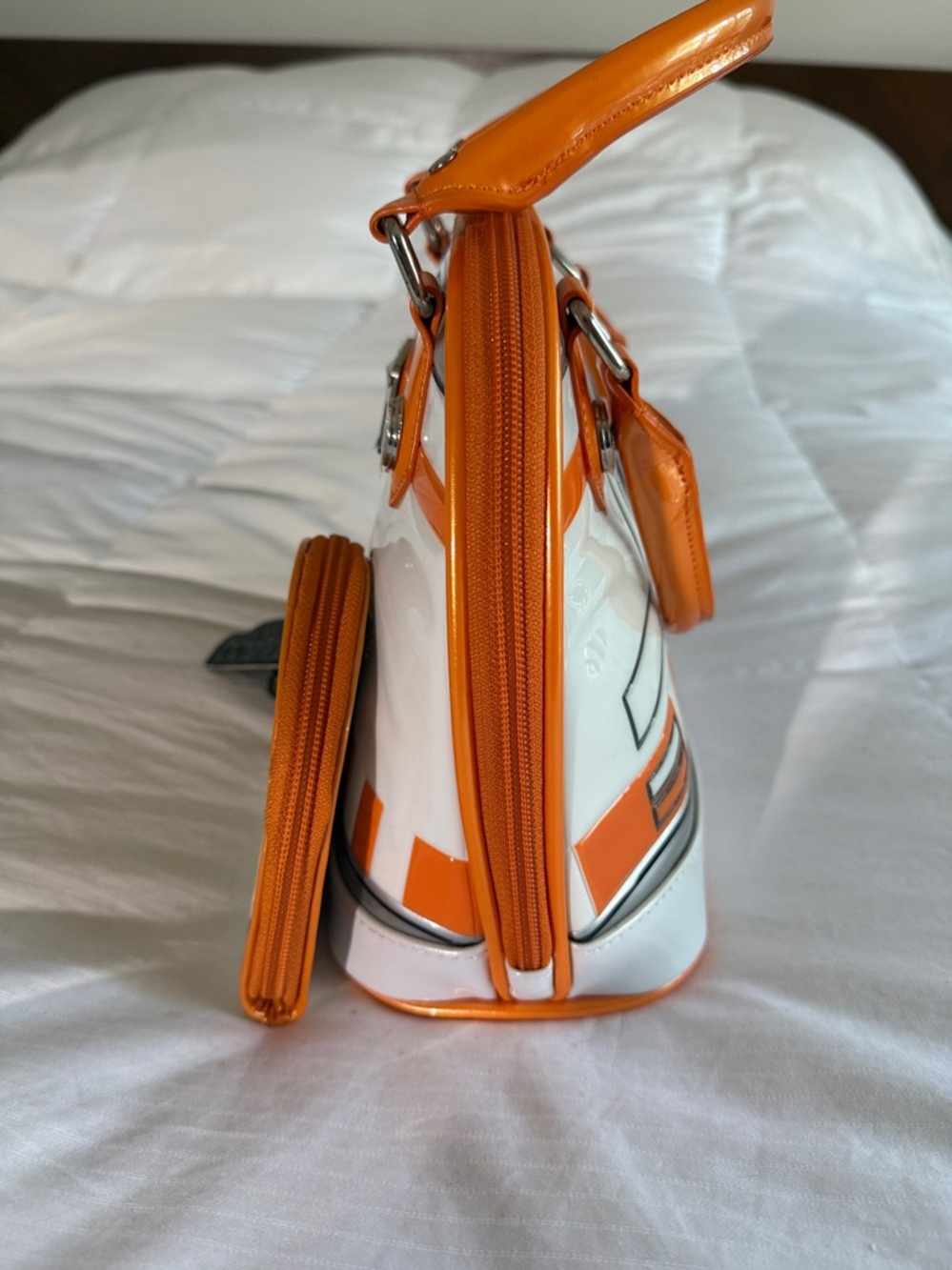 🔸RARE 2 Piece SET🔸Loungefly Star Wars BB-8 Dome Satchel & Matching Coin Purse - Picture 6 of 13